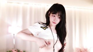 B제이