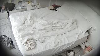 酒店精品✅校园时尚性感高颜值美女和男友开房做爱 china (2)