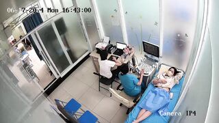【破解摄像头】稀缺医院妇科检查 孕妇插逼阴超(2)[某房原版]23V ipcam 1