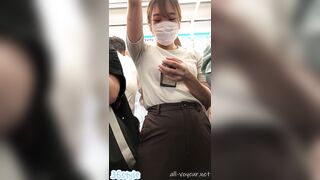 【下からの眺め86】スタイルの良いキレカワＯＬのＤカップを下から ipcam
