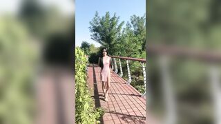 ஐXimengஐ 可愛い後輩のルイルイが公園で露出、自慰用の小道具を取り出してぎこちない体操ダンス 4K china 02
