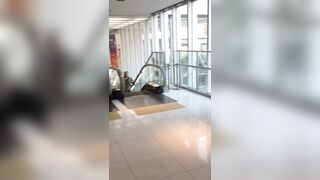 part15 新カメ にらまれる 奥義スカートめくりパンチラ voyeur jp