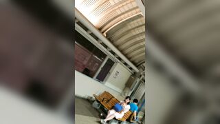 逆さ撮り スカートにぶっこみをしてみたno 13 顔撮りあり voyeur jp