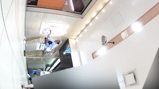 新フルhd高画質パンチラ逆さ撮り243 露出が激しすぎる美形ギャルお姉さん 他 多人数オムニバスプレミアム voyeur jp
