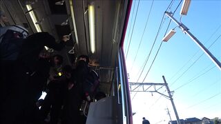 坂道風jkの逆さ ミニスカ折り折りしてモロまで voyeur jp