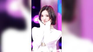 JIWOO SHOWS TITS 133368 1 KPOP ALLPOP