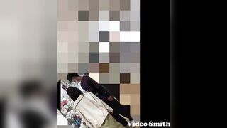 119 デート中失礼します 彼氏の横で何度も撮られちゃうモテカワjdちゃんの逆さ撮り風景 voyeur jp