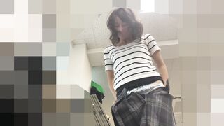 アイドル育成所 着替えローアングル voyeur jp