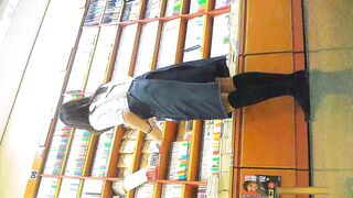 続 美人セクシー店員のみ期間限定 voyeur jp
