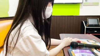 青チェパンツ買取 出張買取 恥じらいながらも段々と心を許して豪快m字開脚と逆さ撮りを撮影させてくれました 美尻 voyeur jp