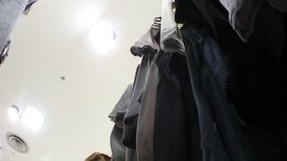 183 白パンツ店員さん 黒ニーソ voyeur jp 02