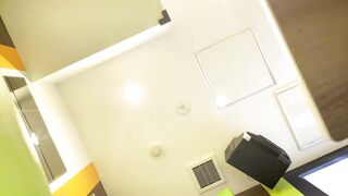 日曜まで10 還元 カラオケ店員さんのパンチラ盗撮2 voyeur jp