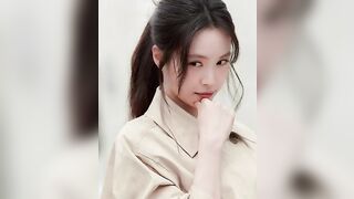 NAEUN SHOWS TITS 141858 1 KPOP ALLPOP