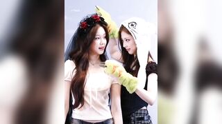 KISSING 143512 1 KPOP ALLPOP