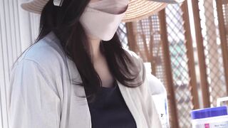 ママ友会 元地方アナ美人ママ ずり落ち丸出しおっぱい voyeur jp