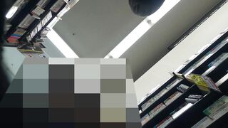 レンタルビデオ店で逆さ 棚下パンチラ盗撮 voyeur jp