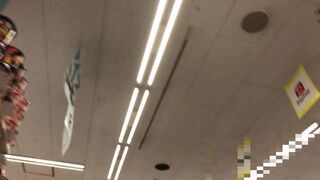 夏スタイルで日焼けした子の制服ミニスカの下はキラリと光る純白のサテン生ｐ jk19s 4k voyeur jp