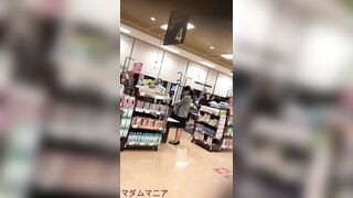 綺麗な制服olのスカートの中の秘密part22ライトアップ編 voyeur jp