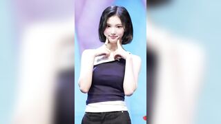 JIWOO SHOWS BOOBS 150117 1 KPOP ALLPOP