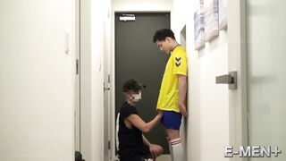 HUNK CHANNEL – EMN 006 – サッカー青年の㊙性特訓!アンダーウェアにケツ割れ仕込む変態イケメンの痴態をぎゅっと凝縮! gays