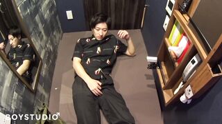 BOY STUDIO – BOY 211 – イケメン男子がボックスで快感射精！ gays