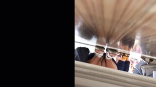 98 しゃがみパンチラ4kバージョン voyeur jp