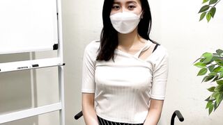 ピンク乳首 テスト中に透けパンもろ出し 具どころか全部見せつけてきた ol見せつけ voyeur jp
