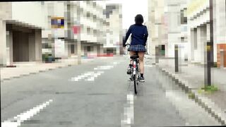 神風降臨 本年度１のネ申パンテラ 追い越し車線から失礼します 自転車パンチラ voyeur jp
