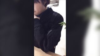 超美少女を特定後 逆さ撮り voyeur jp 02