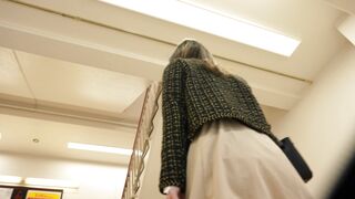 4k 直下 ド接写 使い込んだパンツがまるみえな同僚盗撮 voyeur jp