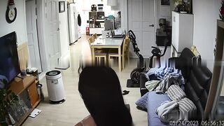 [ハッキングされたウェブカメラ] ❤️ 自宅で着替える可愛い女の子 — 裸、抜群のスタイル。 ipcam