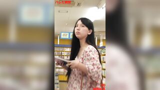 姿撮りしてたらカメラの視線に気づいた女 voyeur jp