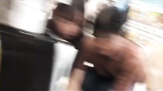 無防備なお姉さん ギャルのパンチラ ４本セット 他 voyeur jp 01