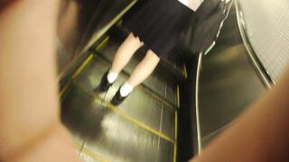 私服の女の子をスカートめくりしてパンツ晒した件⑪ voyeur jp 03