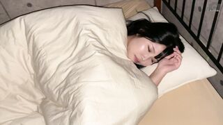 gカップol姉 家庭内で睡眠姦 もはやダッチワイフ的扱いで中出し 顔射で2発 voyeur jp