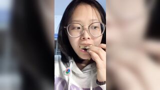 女子大学生と男子学生が3P行為に及ぶ【あるオンラインコミュニティからのオリジナル記事】 china 1 07-010726