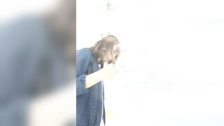 顔出しパンチラ盗撮 激カワ女子大生 黒パンツに超接近して撮影 voyeur jp