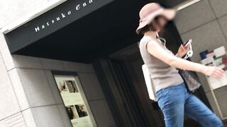 通スピ スロー たっぷん たっぷんと肥大化した巨乳を揺らせ歩く着衣巨乳様 voyeur jp