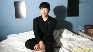 MEN’S RUSH.TV – CAPY 1051 – ガーターベルトに大興奮＆穴あきズボンから巨根がニョキッ！！ gays men-rush