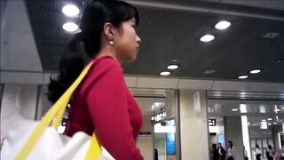 the nonstop 揺れる爆乳美女 歩き出したら止まらない柔らか過ぎる若いパイ揺れに興奮も止まらない voyeur jp