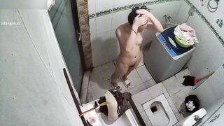 【トロイの木馬オリジナル】イケメン、短髪、疲れ顔、偉人、ヒップホップ教師の素顔ショット2【とある部屋のオリジナル版】 toilet 2